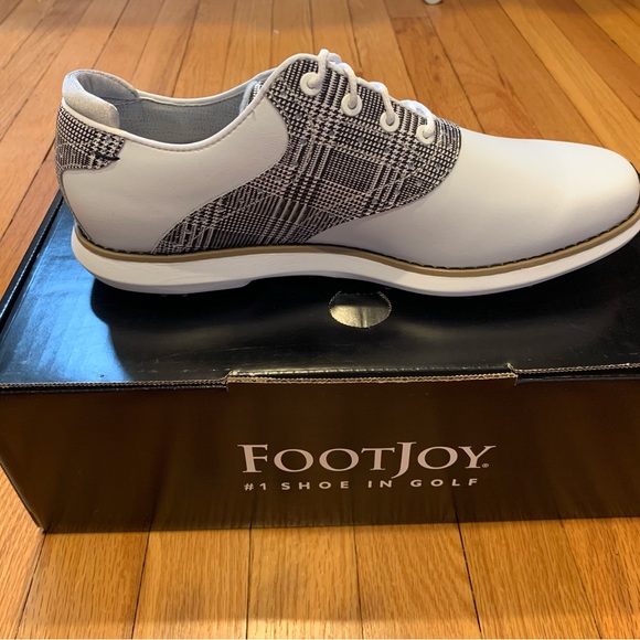Foot Joy women's Traditions golf shoe, 8.5 - Picture 3 of 5